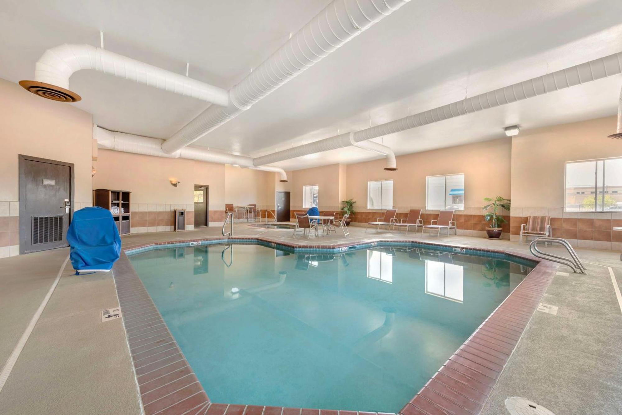 Western Canon Hotel